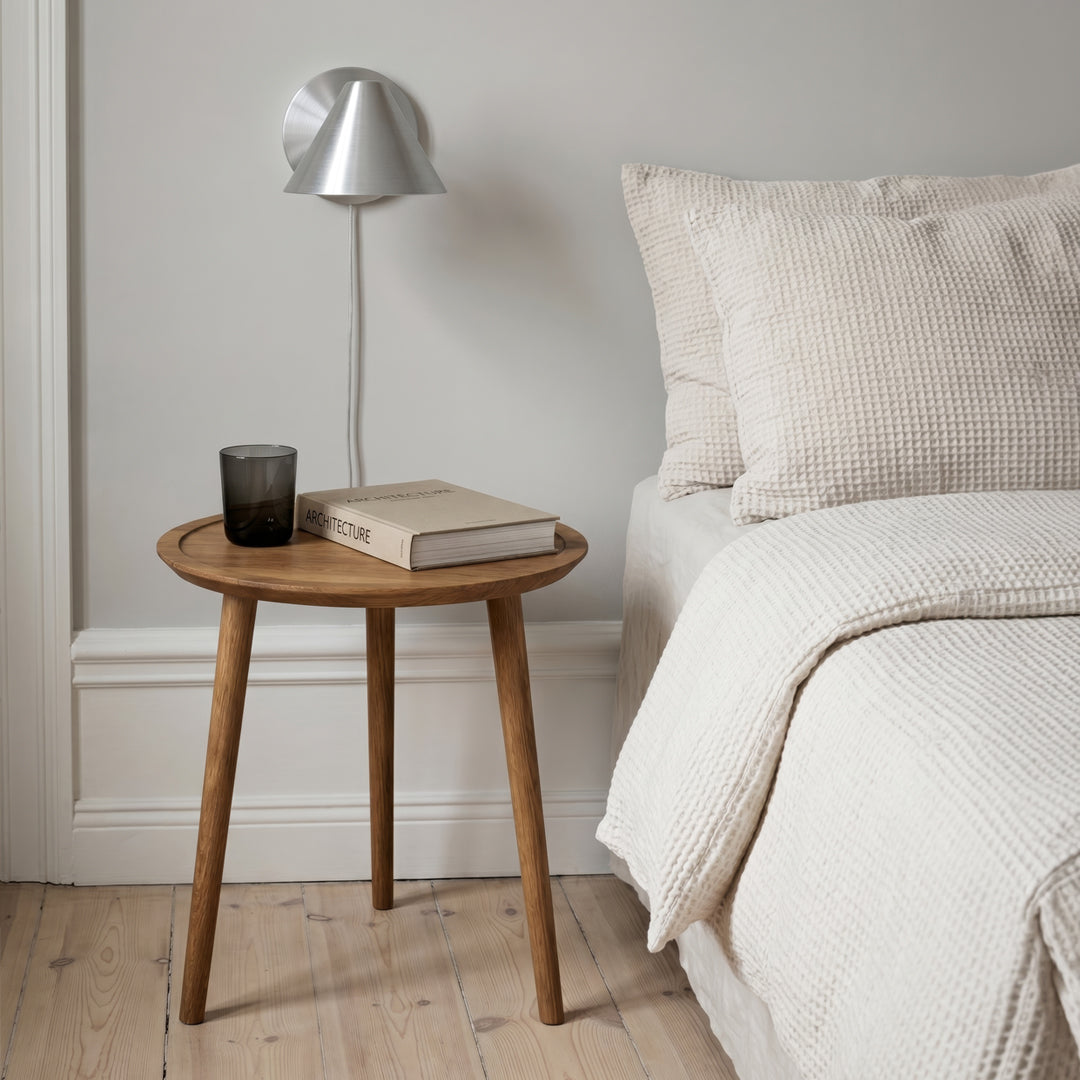 Dodona Coffee Table Ø 46, olieret egetræ - Ro Collection Denmark