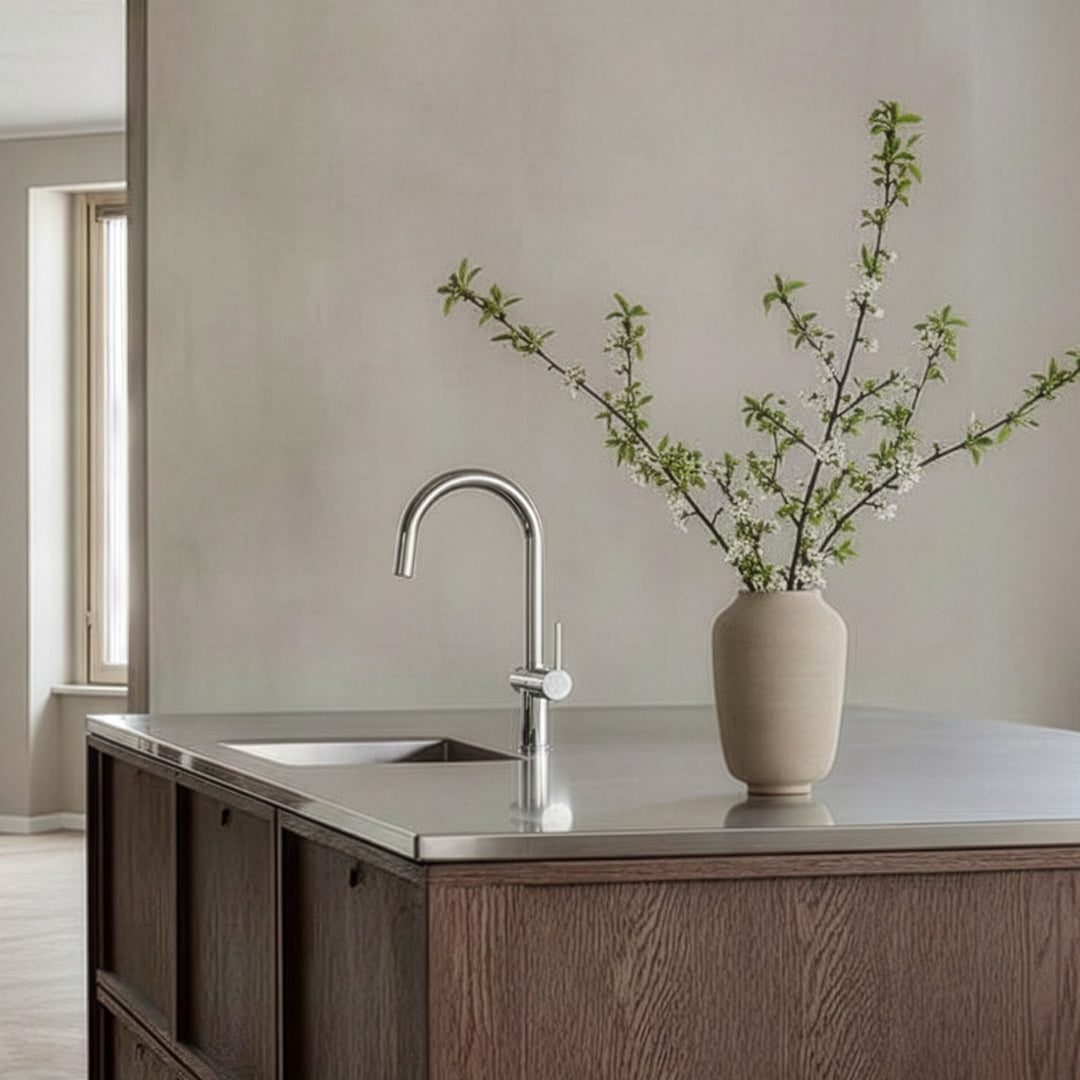 Hand Turned Vase Classic no. 59 - Ro Collection Denmark