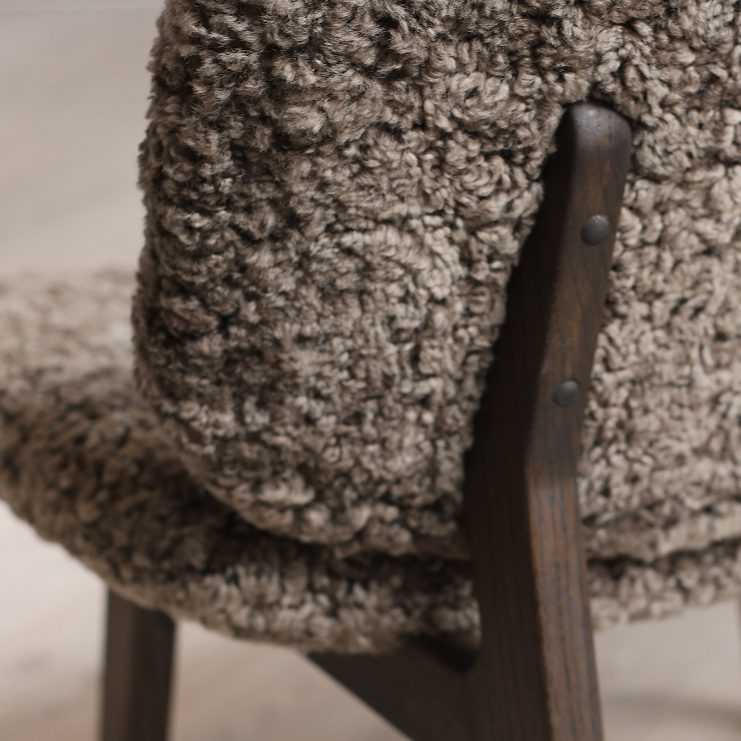 Pandora Lounge Chair Sheepskin