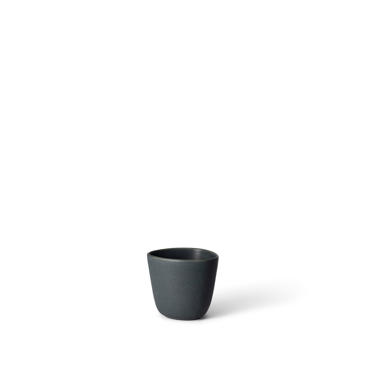 Signature Cup, Latte - Deep ocean - Ro Collection Denmark