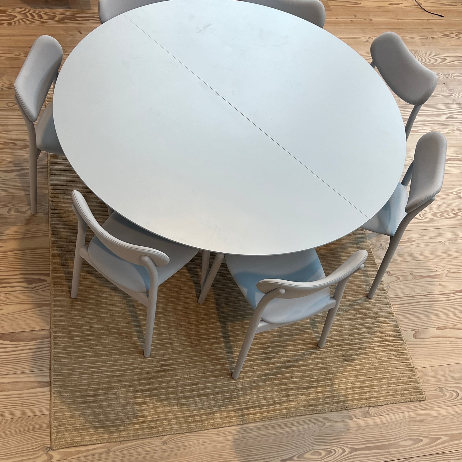 Star Table Light Cyan + 7 x Hybrid Dining Chair, Light Blue (Preloved)