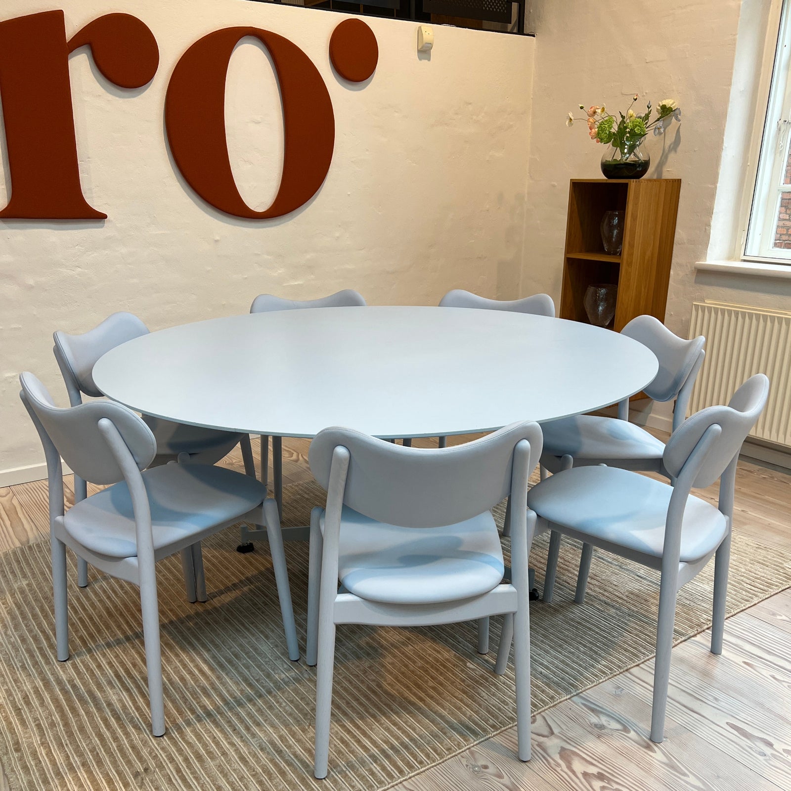 Star Table Light Cyan + 7 x Hybrid Dining Chair, Light Blue (Preloved)