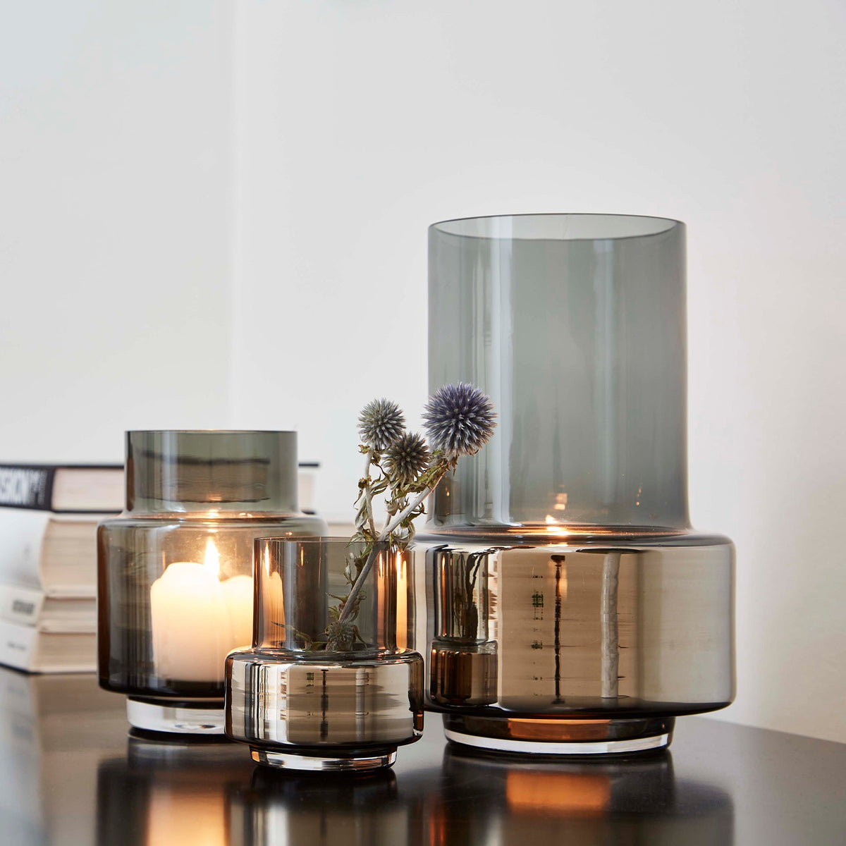 Hurricane no. 26 - Smoked grey & platinum, vase og lysestage - Ro Collection Denmark