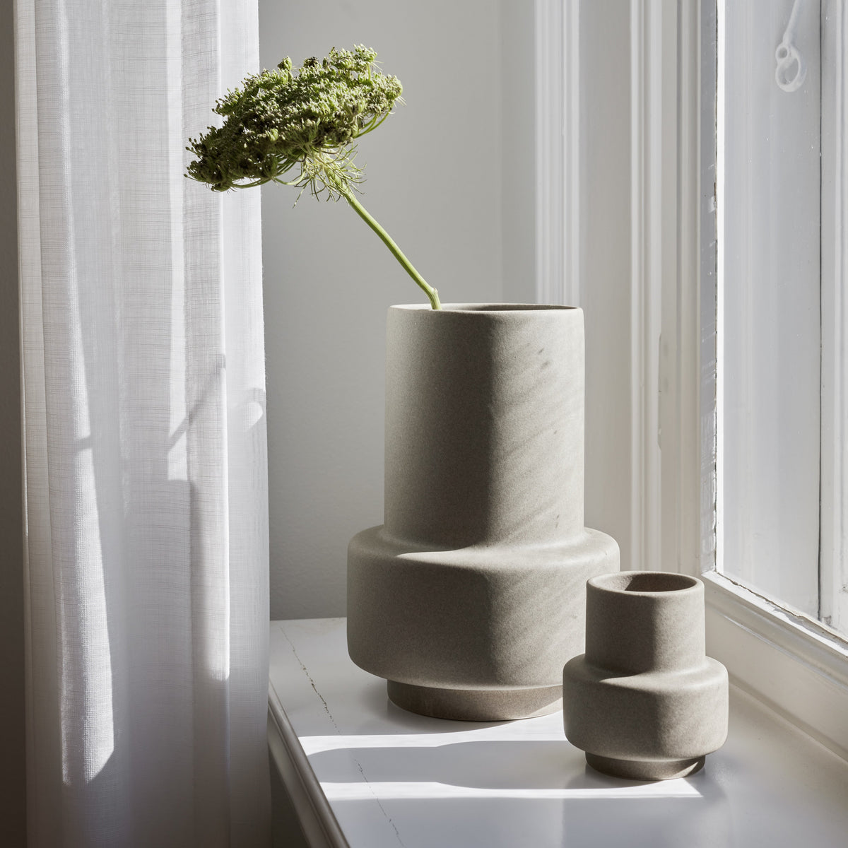 Hurricane Ceramic, Large - Dark stone, vase - Ro Collection Denmark
